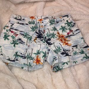 Linen shorts